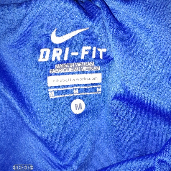 Nike Women's shorts Sz Med - Picture 2 of 3